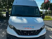 Gebraucht Iveco Daily 136 PS (100 kW) 2021 Weiß Limousine
