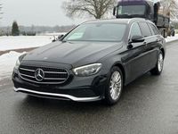 Gebraucht Mercedes E220 Avantgarde 200 PS (147 kW) 2023 Schwarz Limousine