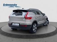 Gebraucht Volvo XC40 Core 169 kW (231 PS) 2023 Bright dusk (gold) SUV
