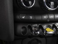 Gebraucht Mini Cooper SE Classic 135 kW (184 PS) 2023 Schwarz Kleinwagen