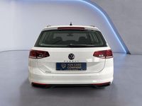 Gebraucht VW Passat 150 PS (110 kW) 2021 Weiß Kombi