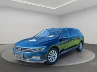 Gebraucht VW Passat Pro 200 PS (147 kW) 2024 Blau Kombi