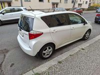 Gebraucht Toyota Verso-S Club 99 PS (72 kW) 2011 Van / Kleinbus
