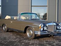Gebraucht Mercedes W111 SE 200 PS (147 kW) 1970 Grau Cabrio