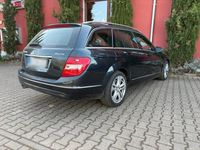 Gebraucht Mercedes C250 204 PS (150 kW) 2011 Schwarz Kombi
