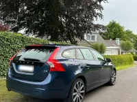 Gebraucht Volvo V60 163 PS (119 kW) 2014 Blau Kombi