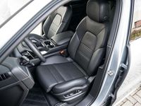 Gebraucht Porsche Cayenne 470 PS (345 kW) 2025 Silber SUV