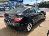 Gebraucht Mercedes C160 122 PS (89 kW) 2006 Schwarz Coupé