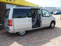 Gebraucht Mercedes V220 122 PS (89 kW) 2001 Silber Van / Kleinbus