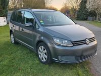 Gebraucht VW Touran 105 PS (77 kW) 2012 Grau Van / Kleinbus