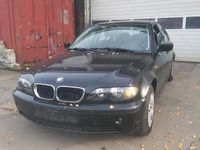 Gebraucht BMW 318 143 PS (105 kW) 2004 Schwarz Limousine