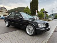 Gebraucht Mercedes 190 122 PS (89 kW) 1992 Schwarz Limousine