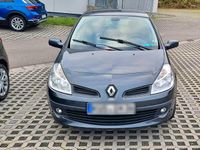 Gebraucht Renault Clio II Dynamique 101 PS (74 kW) 2007 Schwarz Limousine