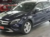 Gebraucht Mercedes GLA200 156 PS (114 kW) 2017 Blau SUV