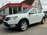 Gebraucht Dacia Sandero Prestige 90 PS (66 kW) 2016 Weiß SUV