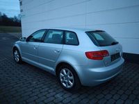 Gebraucht Audi A3 Ambiente 125 PS (91 kW) 2010 Silber Kleinwagen