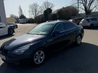 Gebraucht BMW 523 Exclusive 190 PS (139 kW) 2009 Blau Limousine