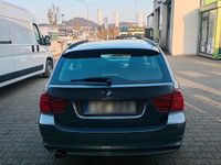 Gebraucht BMW 320 184 PS (135 kW) 2012 Silber Kombi