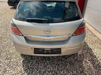 Gebraucht Opel Astra 116 PS (85 kW) 2008 Grau Limousine