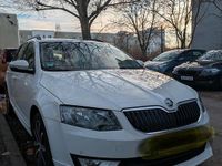 Gebraucht Skoda Octavia 150 PS (110 kW) 2016 Weiß Kleinwagen
