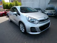 Gebraucht Kia Rio DREAM-TEAM Edition 109 PS (80 kW) 2016 Silber Kleinwagen
