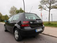 Second-hand VW Golf 2002 Negru Coupe