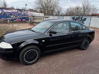 Gebraucht VW Passat 102 PS (75 kW) 2001 Schwarz Limousine