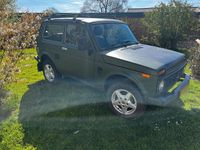 Second-hand Lada niva 82 CP (60 kW) 2003 Verde SUV