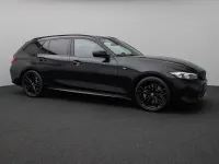Gebraucht BMW 330 M Sport 245 PS (180 kW) 2023 Saphirshwarz metallic475schwarz Limousine