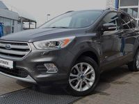 Gebraucht Ford Kuga Titanium 150 PS (110 kW) 2017 Grau SUV