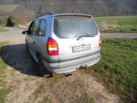 Gebraucht Opel Zafira 101 PS (74 kW) 1999 Silber Van / Kleinbus