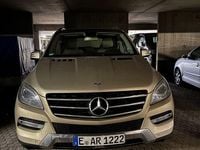Second-hand Mercedes ML250 204 CP (150 kW) 2012 Auriu SUV