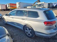 Gebraucht VW Passat Comfortline 150 PS (110 kW) 2015 Grau Kombi