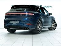 Gebraucht Porsche Cayenne 470 PS (345 kW) 2024 Blau SUV
