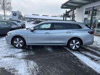 Gebraucht VW Passat Business+ 150 PS (110 kW) 2025 Silber Kombi