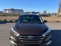 Gebraucht Hyundai Tucson 141 PS (103 kW) 2017 Braun SUV