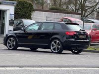 Second-hand Audi A3 S-Line 105 CP (77 kW) 2011 Negru Hatchback