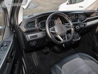 Usado VW Multivan Generation Six 150 HP (110 kW) 2022 Bege Monovolume