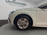 Gebraucht Skoda Octavia Ambition 150 PS (110 kW) 2020 Candyweiß Kombi