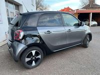 Gebraucht Smart ForFour Electric Drive 60 kW (82 PS) 2021 Grau Kleinwagen