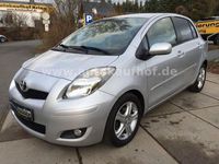 Gebraucht Toyota Yaris Edition 99 PS (72 kW) 2011 Silber Kleinwagen