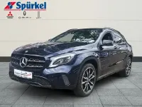Gebraucht Mercedes GLA200 Night 156 PS (114 kW) 2018 Blau SUV