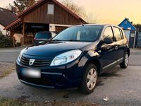 Gebraucht Dacia Sandero 75 PS (55 kW) 2012 Blau Kleinwagen