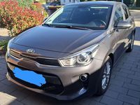 Gebraucht Kia Rio DREAM-TEAM Edition 84 PS (61 kW) 2019 Grau Limousine