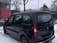 Gebraucht Citroën Berlingo SELECTION 120 PS (88 kW) 2015 Schwarz Van / Kleinbus