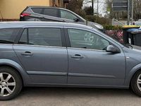 Gebraucht Opel Astra Edition 90 PS (66 kW) 2007 Grau Limousine
