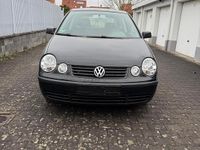 Gebraucht VW Polo 64 PS (47 kW) 2004 Schwarz Kleinwagen