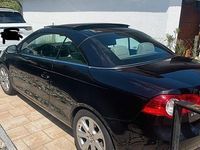 Second-hand VW Eos 140 CP (102 kW) 2006 Negru Cabrio