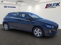 Neu Hyundai i20 Select 79 PS (58 kW) 2025 Aurora grey Limousine