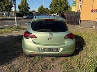 Gebraucht Opel Astra Edition 125 PS (91 kW) 2012 Other Limousine